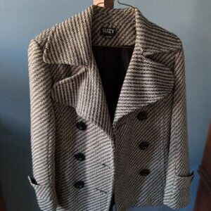 Suzy herringbone double breasted fall jacket, gently worn one button is loose